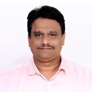 Dr. Rajesh M, Professor and Head of Department at VIT Online